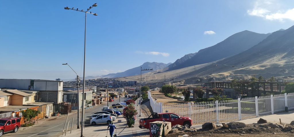 Estudiantes del Taller 8 Arquitectura y Energía realizan Visita guiada al Parque Villa Esperanza Antofagasta – Sensorización Cinnda